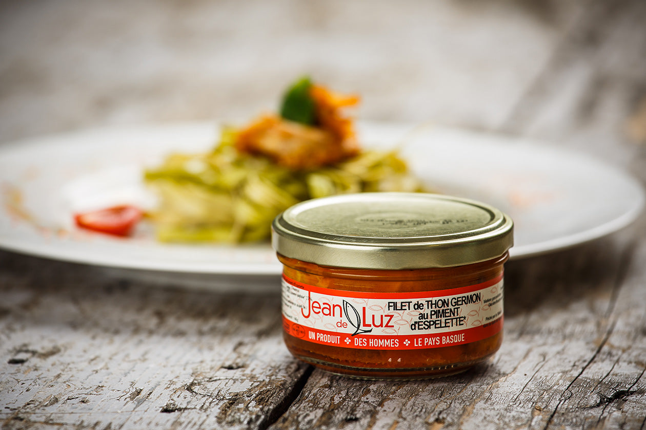 Albacore tuna fillet in olive oil and organic PDO Espelette pepper - 140gr