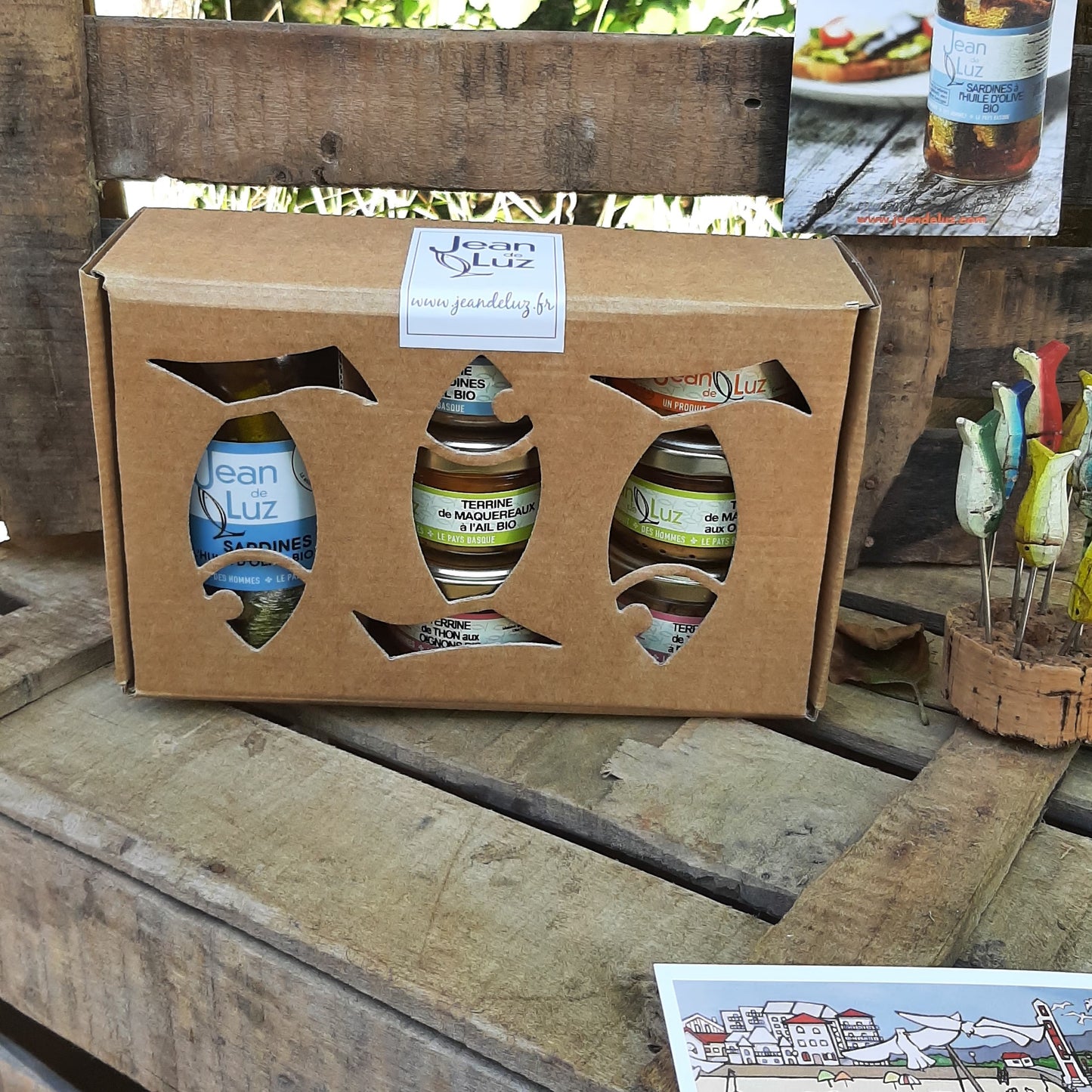 Fishing Box in Saint Jean